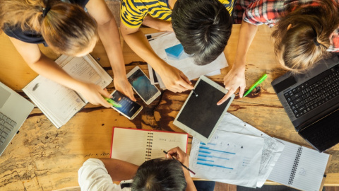 Shutterstock / MOUii Shutterstock / MOUii