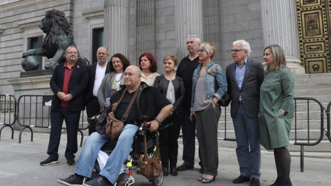 Las víctimas de la talidomida confían en que el Congreso apoye la mejora de las ayudas.- EFE
Las víctimas de la talidomida confían en que el Congreso apoye la mejora de las ayudas.- EFE