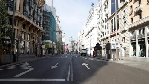La Gran Vía madrileña completamente vacía.- EFE La Gran Vía madrileña completamente vacía.- EFE