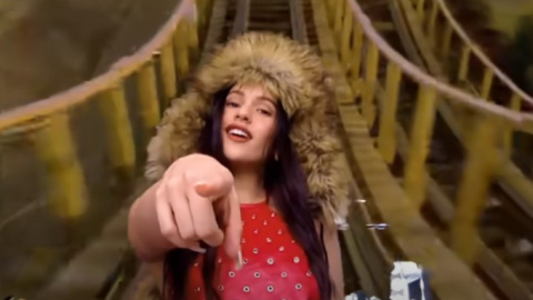 Captura de pantalla de Rosalía en el videoclip de 'Omega'. Captura de pantalla 2024-10-05 200947