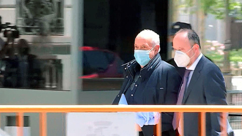 Captura de una señal de vídeo que muestra al productor José Luis Moreno a su salida de la sede de la Audiencia Nacional.- EFE TV Captura de una señal de vídeo que muestra al productor José Luis Moreno a su salida de la sede de la Audiencia Nacional.- EFE TV