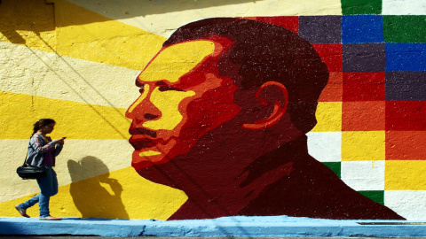 venezuela hugo chavez Mural con el rostro de Hugo Chávez. Foto: David Hernández / CC BY-SA 2.0