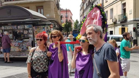 Willy Toledo,en la manifestación del Coño Insumiso en Madrid, (EP). Willy Toledo,en la manifestación del Coño Insumiso en Madrid, (EP).