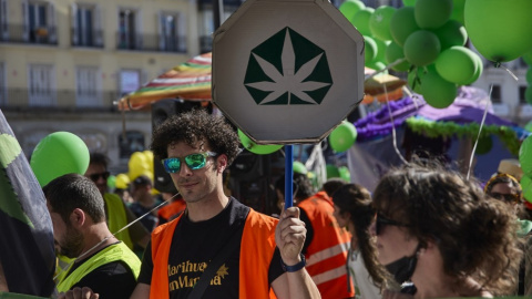 Manifestantes durante la Marcha Mundial de la Marihuana 2022. - Jesús Hellín / Europa press Manifestantes durante la Marcha Mundial de la Marihuana 2022. - Jesús Hellín / Europa press