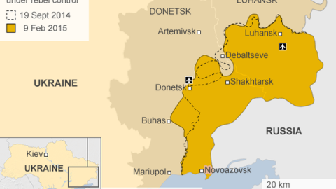 Líneas de combate durante los acuerdos de Minsk I (19 de septiembre) y Misk II (hoy). Crédito de la imagen: BBC MAPA: Línea de combate durante los acuerdos de Minsk I (19 de septiembre) y Misk II (hoy)