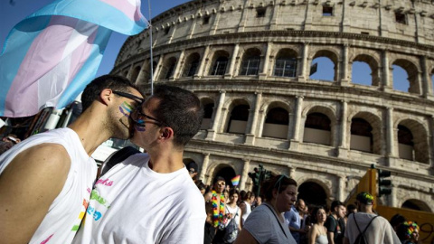 Desfile del Orgullo en Italia. EFE/EPA Desfile del Orgullo en Italia. EFE/EPA
