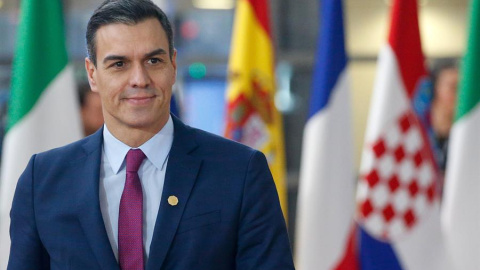 El presidente del Gobierno, Pedro Sánchez, a su llegada a la última cumbre de la UE en Bruselas. EFE/EPA/JULIEN WARNAND El presidente del Gobierno, Pedro Sánchez, a su llegada a la última cumbre de la UE en Bruselas. EFE/EPA/JULIEN WARNAND