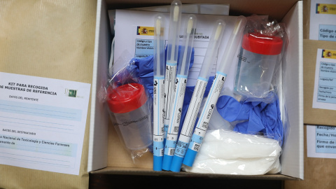 Un kit para la recogida de indicios biológicos. E.P./Isabel Infantes Un kit para la recogida de indicios biológicos. E.P./Isabel Infantes