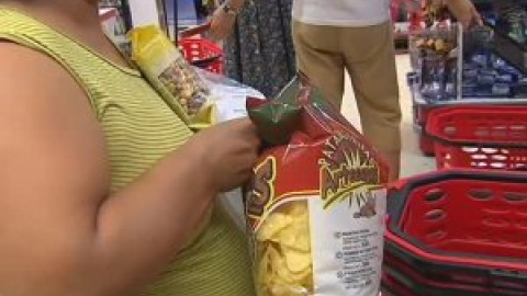 La cerveza, las patatas y las aceitunas desbancan al papel higiénico La cerveza, las patatas y las aceitunas desbancan al papel higiénico