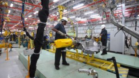 El mercado laboral coge aire mientras cronifica sus averías El mercado laboral coge aire mientras cronifica sus averías