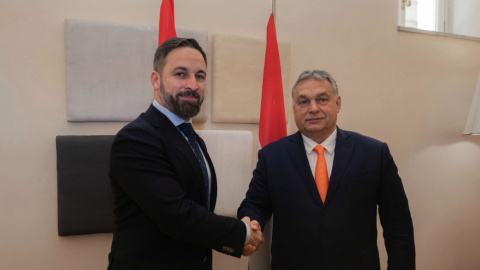 El líder Vox, Santiago Abascal junto al primer ministro húngaro Viktor Orban. Fuente: Vox El líder Vox, Santiago Abascal junto al primer ministro húngaro Viktor Orban. Fuente: Vox