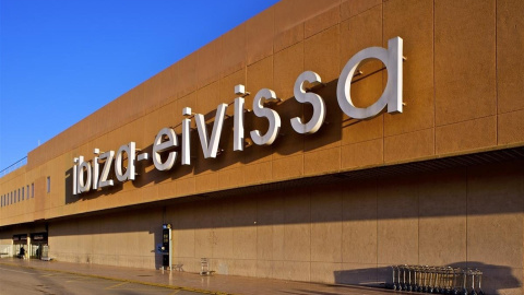 Entrada al aeropuerto de Ibiza. | EP Entrada al aeropuerto de Ibiza. | EP