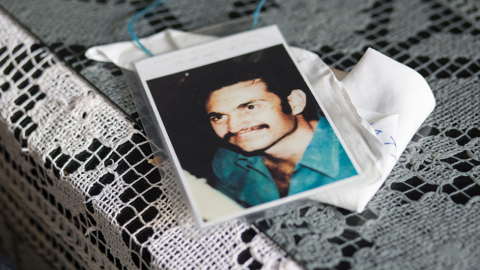 Gustavo, el hijo de Norita, secuestrado y desaparecido en el año 1977. Gustavo, el hijo de Norita, secuestrado y desaparecido en el año 1977.