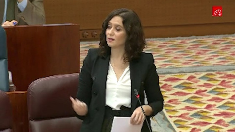 Ayuso acusa a la izquierda de intentar "politizar" con una comisión sobre residencias Ayuso acusa a la izquierda de intentar "politizar" con una comisión sobre residencias