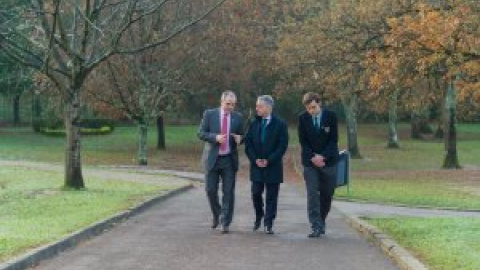 La visita del lehendakari a un colegio del Opus llega al Parlamento Vasco La visita del lehendakari a un colegio del Opus llega al Parlamento Vasco