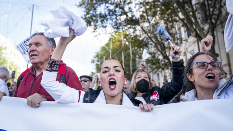 Unas 200.000 personas según la Delegación de Gobierno protestaron en noviembre contra el desmantelamiento de la Atención Primaria en la Sanidad Pública en Madrid (España).- EUROPA PRESS Unas 200.000 personas según la Delegación de Gobierno protestaron en noviembre contra el desmantelamiento de la Atención Primaria en la Sanidad Pública en Madrid (España).- EUROPA PRESS