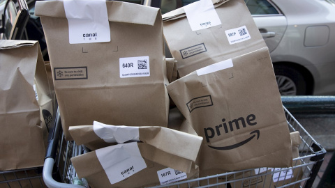 Paquetes de Amazon. / EFE - MICHAEL REYNOLDS Paquetes de Amazon. / EFE - MICHAEL REYNOLDS