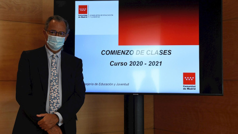 El consejero de Educación y Juventud de la Comunidad de Madrid, Enrique Ossorio, da a conocer en rueda de prensa las medidas que adoptará la Comunidad de Madrid para garantizar la seguridad de la toda comunidad educativa a partir de próximo curso escol El consejero de Educación y Juventud de la Comunidad de Madrid, Enrique Ossorio, da a conocer en rueda de prensa las medidas que adoptará la Comunidad de Madrid para garantizar la seguridad de la toda comunidad educativa a partir de próximo curso escol