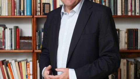 Juan Torres López, catedrático de Economía Aplicada de la Universidad de Sevilla, analiza la crisis económica en España durante la pandemia del coronavirus. / LUIS SERRANO (DEUSTO) Juan Torres López, catedrático de Economía Aplicada de la Universidad de Sevilla, analiza la crisis económica en España durante la pandemia del coronavirus. / LUIS SERRANO (DEUSTO)