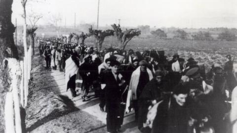Retirada de combatientes durante la guerra civil española.- FUNDACIÓN F. LARGO CABALLERO