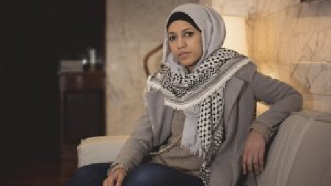 Míriam Hatibi: "Si totes les persones migrades poguessin votar, els polítics es veurien abocats a parlar per elles" Míriam Hatibi: "Si totes les persones migrades poguessin votar, els polítics es veurien abocats a parlar per elles"