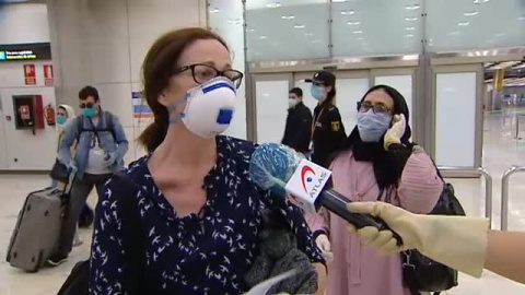 Casi 200 personas llegan a España tras ser repatriadas desde Marruecos después de dos meses de confinamiento Casi 200 personas llegan a España tras ser repatriadas desde Marruecos después de dos meses de confinamiento