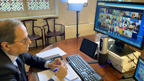 El president Quim Torra durant la videoconferència. / GOVERN El president Quim Torra durant la videoconferència. / GOVERN