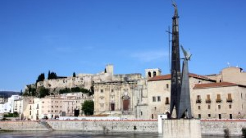 La nova llei de memòria de Catalunya permetria retirar el monument franquista de Tortosa La nova llei de memòria de Catalunya permetria retirar el monument franquista de Tortosa
