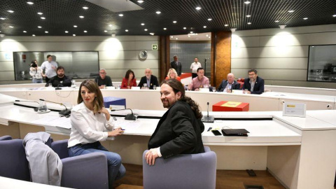 Reunión de Pablo Iglesias y Yolanda Díaz con los sindicatos agrarios./ Vicepresidencia de Derechos Sociales y Agenda 2030 Reunión de Pablo Iglesias y Yolanda Díaz con los sindicatos agrarios./ Vicepresidencia de Derechos Sociales y Agenda 2030