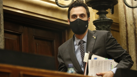 El president del Parlament, Roger Torrent, al ple. GERARD ARTIGAS / ACN El president del Parlament, Roger Torrent, al ple. GERARD ARTIGAS / ACN