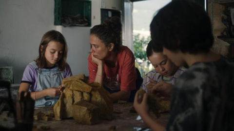 Escena de la película 20.000 especies de abejas Escena de la película 20.000 especies de abejas