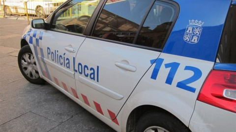 Un coche de la Policía Local. Radio Palencia Un coche de la Policía Local. Radio Palencia