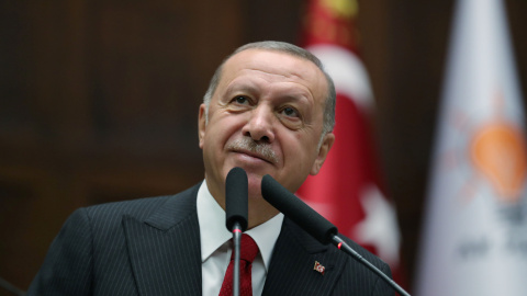 El presidente turco, Tayyip Erdogan, en el parlamento este miércoles. / Reuters El presidente turco, Tayyip Erdogan, en el parlamento este miércoles. / Reuters
