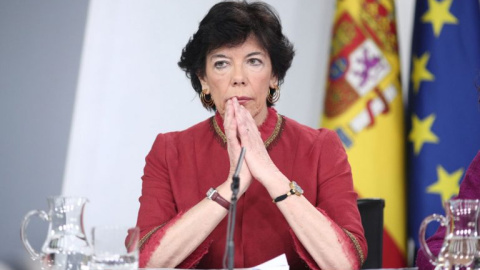 La ministra de Educación, Isabel Celaá, momentos antes de que de comienzo la rueda de prensa tras el Consejo de Ministros donde se ha aprobado la ley de reforma educativa. E.P./Eduardo Parra La ministra de Educación, Isabel Celaá, momentos antes de que de comienzo la rueda de prensa tras el Consejo de Ministros donde se ha aprobado la ley de reforma educativa. E.P./Eduardo Parra