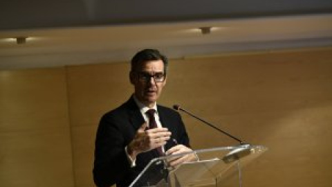 España ahorra más de 2.300 millones con los tipos de la deuda pública en mínimos España ahorra más de 2.300 millones con los tipos de la deuda pública en mínimos