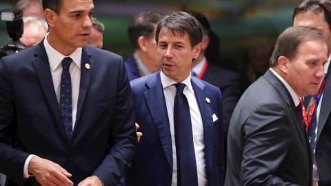 El presidente del Gobierno, Pedro Sánchez, y el primer ministro italiano Giuseppe Conte, en una imagen de archivo de una cumbre de la UE. EFE/Olivier Hoslet El presidente del Gobierno, Pedro Sánchez, y el primer ministro italiano Giuseppe Conte, en una imagen de archivo de una cumbre de la UE. EFE/Olivier Hoslet