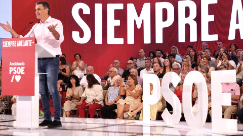 El presidente del Gobierno de España y secretario general del PSOE, Pedro Sánchez, durante un acto público de partido, a 2 de septiembre de 2023 en Málaga.- Álex Zea / Europa Press El presidente del Gobierno de España y secretario general del PSOE, Pedro Sánchez, durante un acto público de partido, a 2 de septiembre de 2023 en Málaga.- Álex Zea / Europa Press