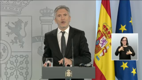 Grande-Marlaska sobre las salidas de los niños: "Se reforzarán las vigilancias en aquellos lugares donde sea pertinente" Grande-Marlaska sobre las salidas de los niños: "Se reforzarán las vigilancias en aquellos lugares donde sea pertinente"