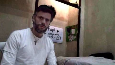 Leopoldo López en la cárcel. Leopoldo López en la cárcel.