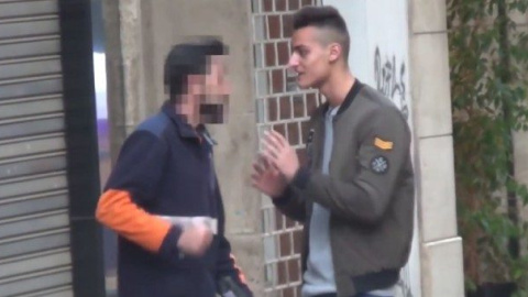 El repartidor del “caranchoa” pide ‘derechos de autor’ al youtuber que publicó su vídeo El repartidor del “caranchoa” pide ‘derechos de autor’ al youtuber que publicó su vídeo