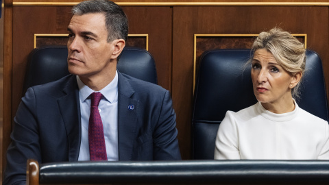 El presidente del Gobierno, Pedro Sánchez, y la vicepresidenta segunda y ministra de Trabajo y Economía Social, Yolanda Díaz, durante la Solemne Sesión de Apertura de las Cortes Generales de la XV LegislaturaEl presidente del Gobierno, Pedro Sánchez El presidente del Gobierno, Pedro Sánchez, y la vicepresidenta segunda y ministra de Trabajo y Economía Social, Yolanda Díaz, durante la Solemne Sesión de Apertura de las Cortes Generales de la XV LegislaturaEl presidente del Gobierno, Pedro Sánchez,