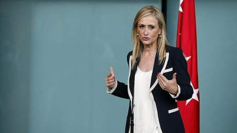 La presidenta de la Comunidad de Madrid, Cristina Cifuentes, se enfrenta este jueves a la moción de censura contra su Gobierno presentada por Podemos. Archivo EFE La presidenta de la Comunidad de Madrid, Cristina Cifuentes, se enfrenta este jueves a la moción de censura contra su Gobierno presentada por Podemos. Archivo EFE