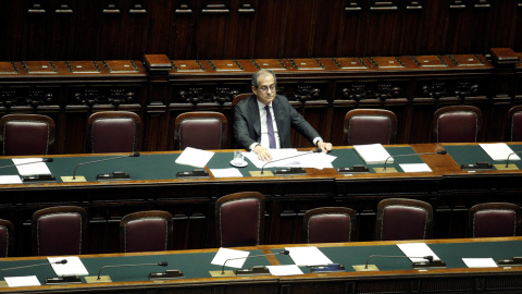 El ministro italiano de Economía Giovanni Tria en el Parlamento. REUTERS/Remo Casilli El ministro italiano de Economía Giovanni Tria en el Parlamento. REUTERS/Remo Casilli