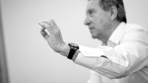 Iñaki Gabilondo, durante la entrevista en la Cadena Ser. REPORTAJE FOTOGRÁFICO: CHRISTIAN GONZÁLEZ