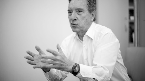 Iñaki Gabilondo, durante la entrevista en la Cadena Ser. REPORTAJE FOTOGRÁFICO: CHRISTIAN GONZÁLEZ