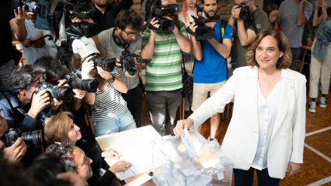 Ada Colau, ejerce el derecho a voto en el Institut La Sedeta, a 28 de mayo de 2023, en Barcelona, Cataluña (España).- David Zorraquino / Europa Press Ada Colau, ejerce el derecho a voto en el Institut La Sedeta, a 28 de mayo de 2023, en Barcelona, Cataluña (España).- David Zorraquino / Europa Press