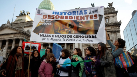 Pancarta de Historias Desobedientes en una manifestación contra la violencia machista en Buenos Aires. - AFP Pancarta de Historias Desobedientes en una manifestación contra la violencia machista en Buenos Aires. - AFP