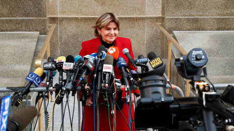 La abogada Gloria Allred habla para los medios de comunicación a la salida de la corta de Manhattan, que ha declarado culpable a Harvey Weinstein. /REUTERS La abogada Gloria Allred habla para los medios de comunicación a la salida de la corta de Manhattan, que ha declarado culpable a Harvey Weinstein. /REUTERS