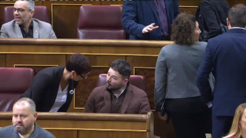 Esquerra facilita con su abstención la aprobación del techo de gasto Esquerra facilita con su abstención la aprobación del techo de gasto