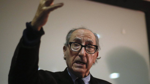 Vicenç Navarro, catedrático de Ciencias Políticas y Sociales de la Universidad Pompeu Fabra. / EFE Vicenç Navarro, catedrático de Ciencias Políticas y Sociales de la Universidad Pompeu Fabra. / EFE